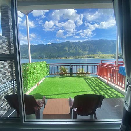 Vandu'S View Guest House & Restaurant Tuk Tuk Exterior foto